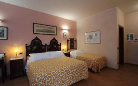 Palazzo Rustici B&B & Apartments
